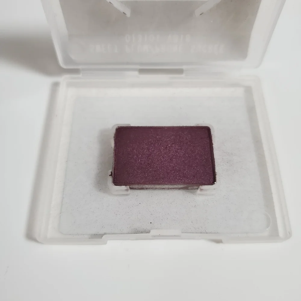 Mary Kay Sweet Plum Mineral Eyeshadow
